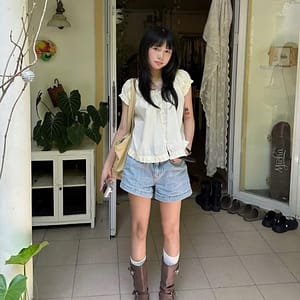 áo baby doll phối với gì đẹp
