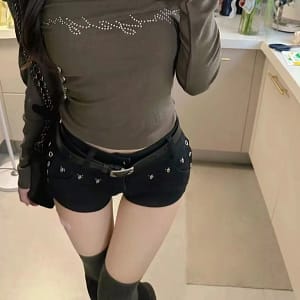 Quần short nữ denim ngắn ôm dáng