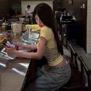 Áo kiểu nữ YELLOW tay bồng SAT489