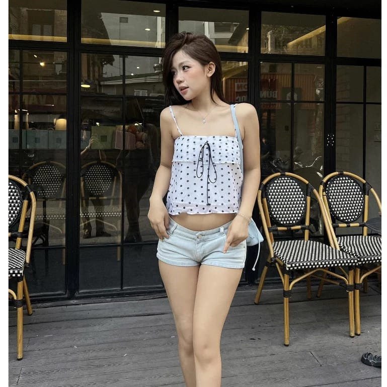 Áo hai dây chấm bi phối nơ tạo điểm nhấn - Ảnh 5